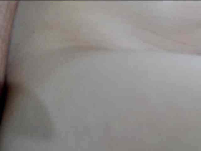 Modelo: skinnykattylush19