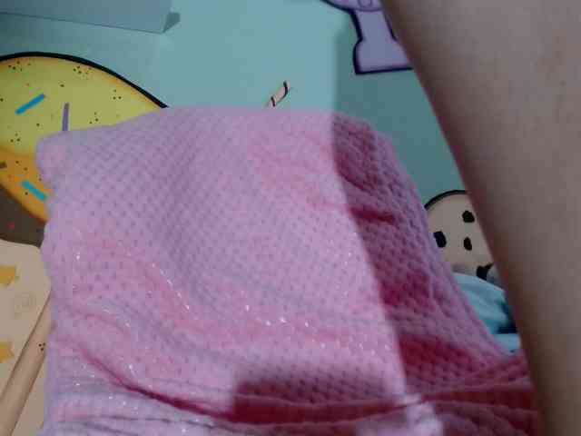 skinnykattylush19 webcam