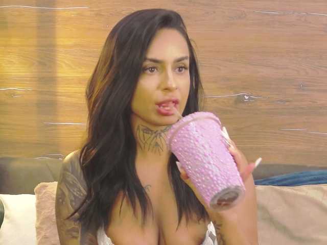 IrisSwift live cam on BongaCams