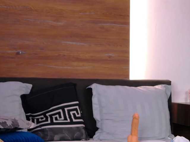 IrisSwift, en directo ahora en BongaCams