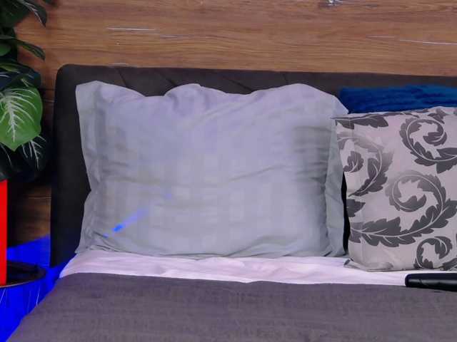 IrisSwift live cam on BongaCams