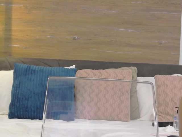 IrisSwift live cam on BongaCams