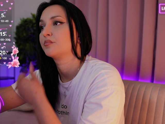 BeverlyBoobs live cam on BongaCams