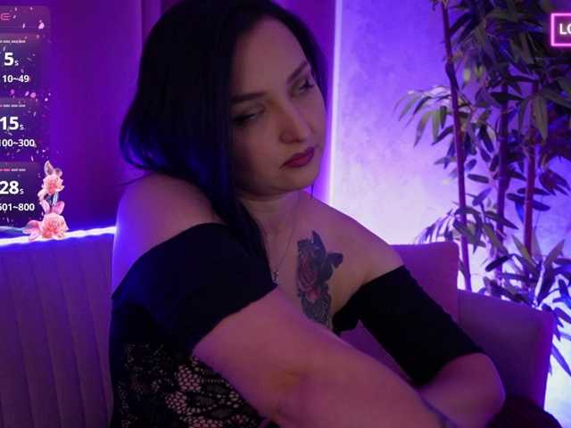 BeverlyBoobs live cam on BongaCams