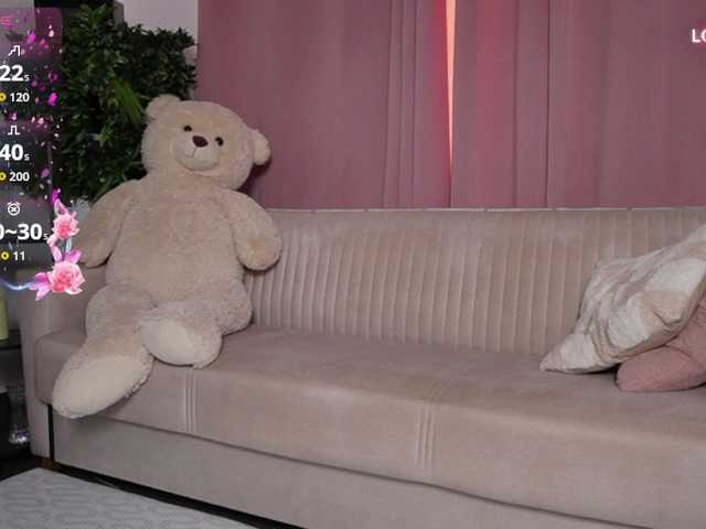 BeverlyBoobs live cam on BongaCams