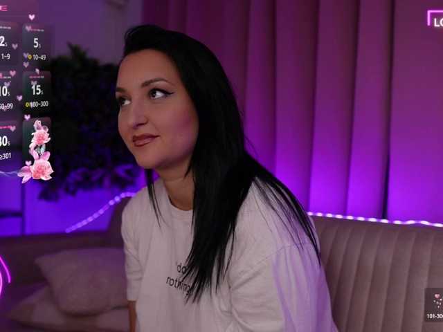 BeverlyBoobs live cam on BongaCams