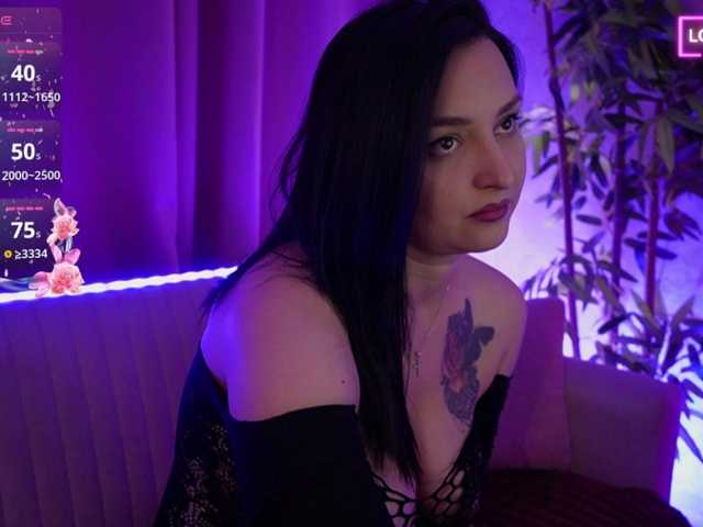 BeverlyBoobs live cam on BongaCams