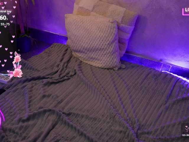 BeverlyBoobs live cam on BongaCams