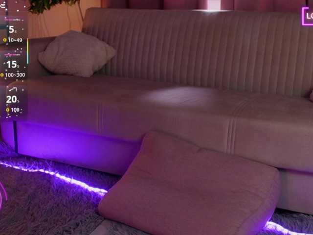BeverlyBoobs live cam on BongaCams
