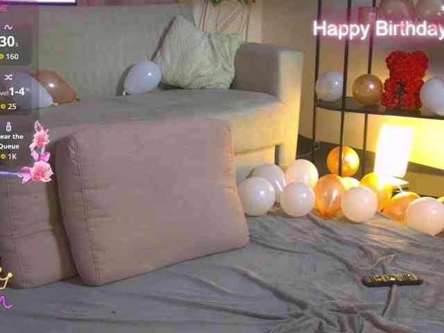 BeverlyBoobs webcam