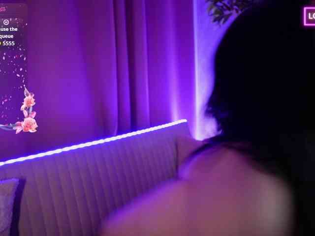 BeverlyBoobs Live Webcam on BongaCams