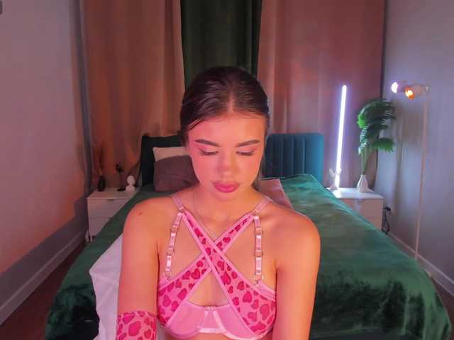 Alisha-Blakee live cam on BongaCams