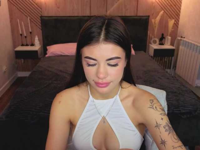 Alisha-Blakee live cam on BongaCams