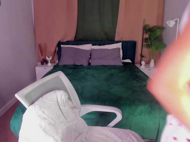 Alisha-Blakee live cam on BongaCams