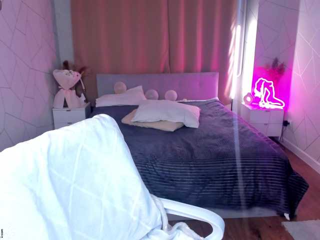 Alisha-Blakee live cam on BongaCams