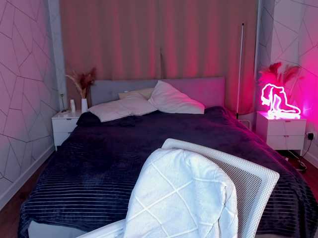 Alisha-Blakee live cam on BongaCams