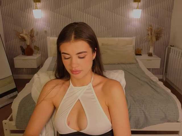 Alisha-Blakee live cam on BongaCams