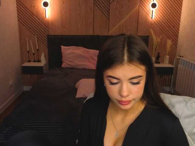 Alisha-Blakee live cam on BongaCams