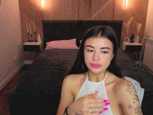 Alisha-Blakee live cam on BongaCams