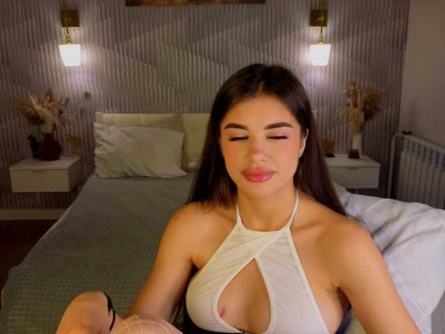 Alisha-Blakee live cam on BongaCams