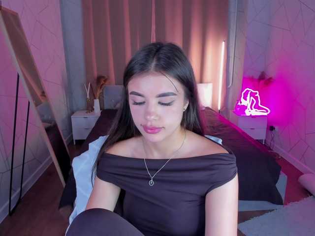 Alisha-Blakee live webcam show