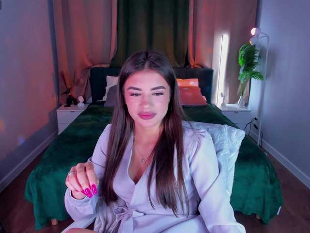 Alisha-Blakee live cam on BongaCams