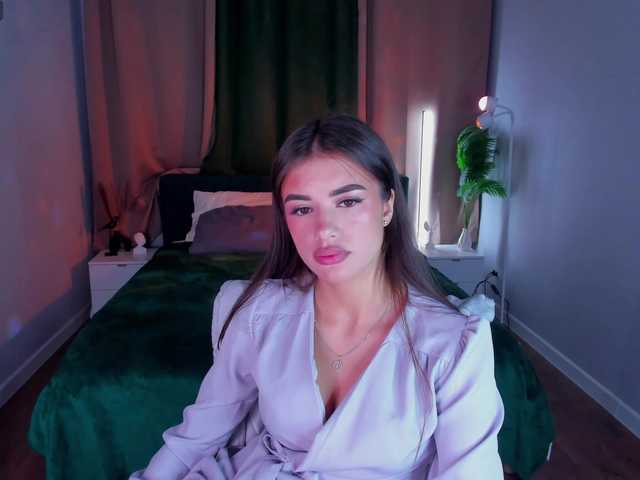 Alisha-Blakee live cam on BongaCams