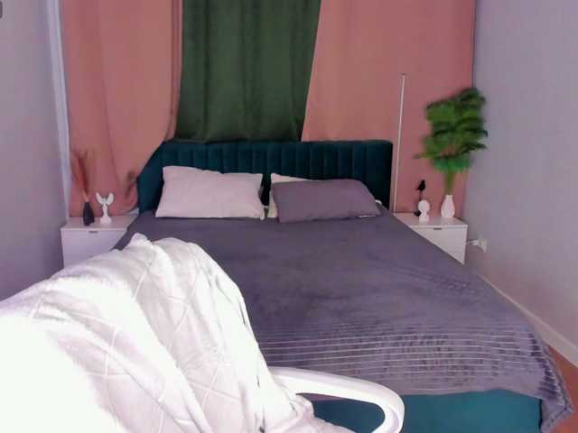 Alisha-Blakee live cam preview