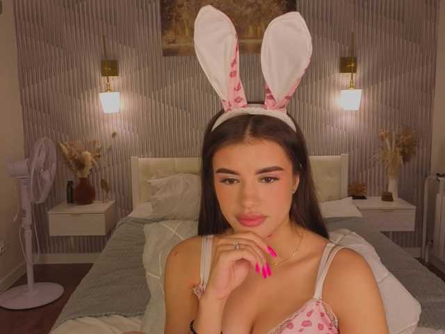 Alisha-Blakee live cam on BongaCams