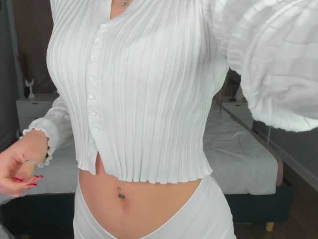 Alisha-Blakee live cam on BongaCams