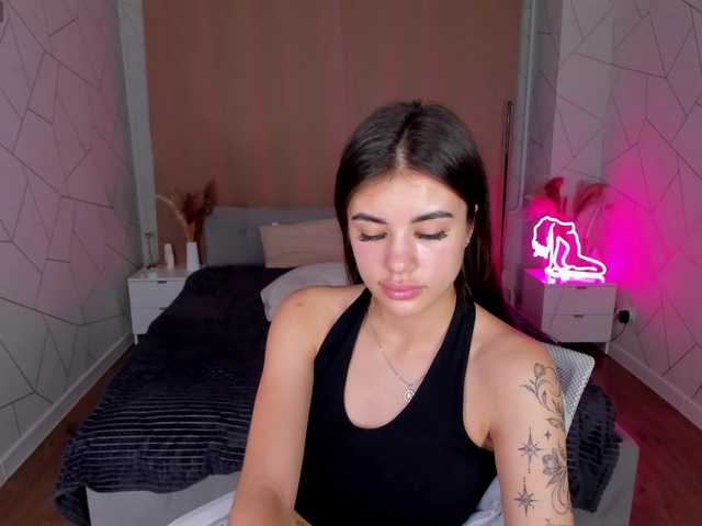 Alisha-Blakee live cam on BongaCams