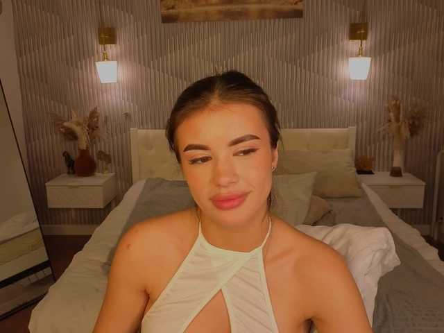Alisha-Blakee live cam on BongaCams