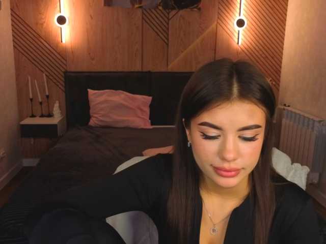 Alisha-Blakee live cam on BongaCams