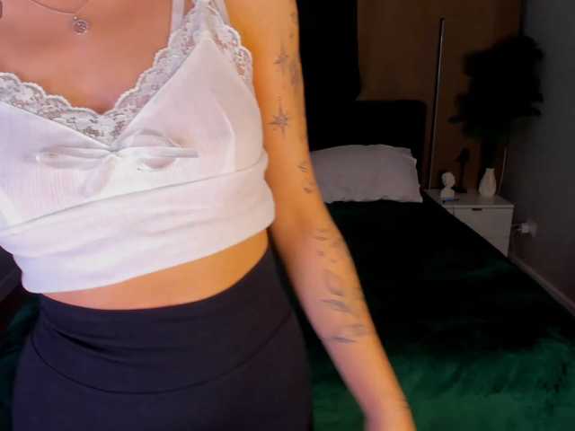 Alisha-Blakee live cam on BongaCams
