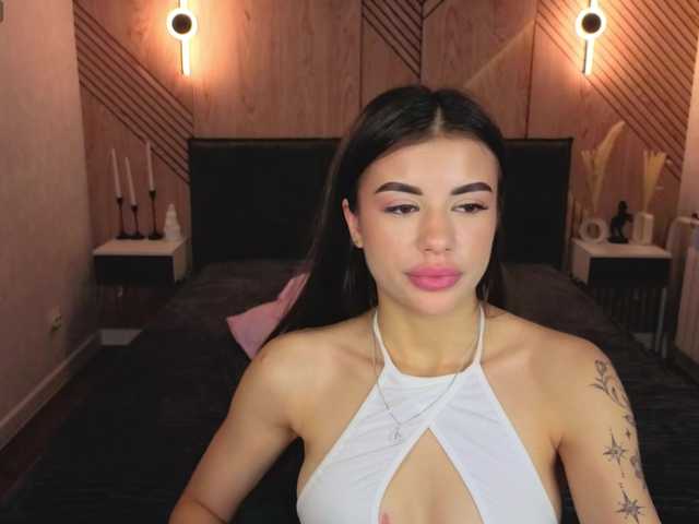 Alisha-Blakee live cam on BongaCams