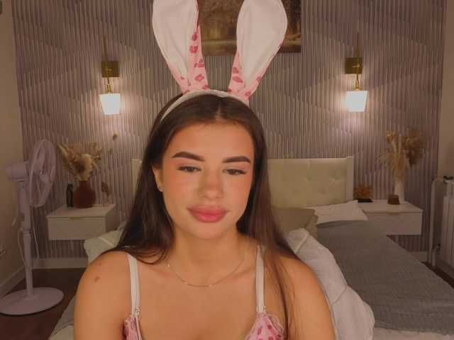 Alisha-Blakee live cam on BongaCams