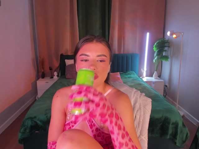 Alisha-Blakee live cam on BongaCams