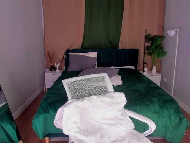 Alisha-Blakee live cam on BongaCams