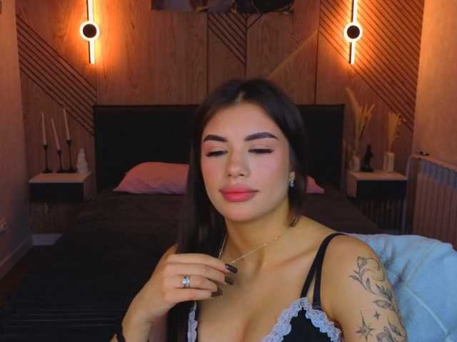 Alisha-Blakee live cam on BongaCams