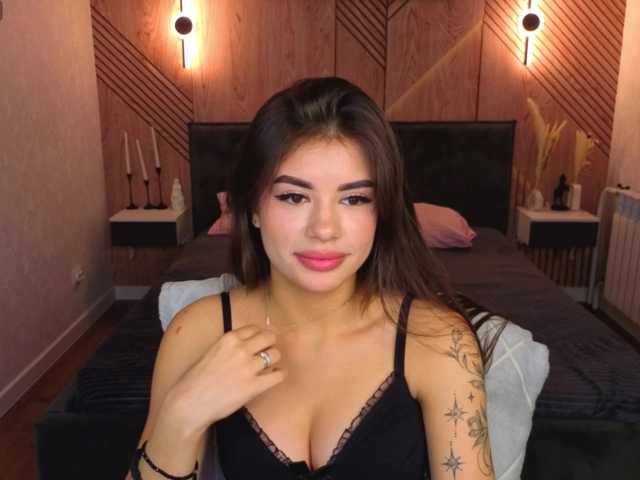 Alisha-Blakee live cam on BongaCams