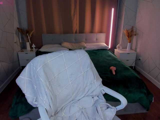 Alisha-Blakee live cam on BongaCams