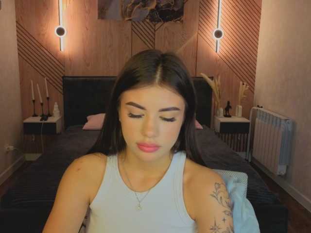 Alisha-Blakee live cam on BongaCams