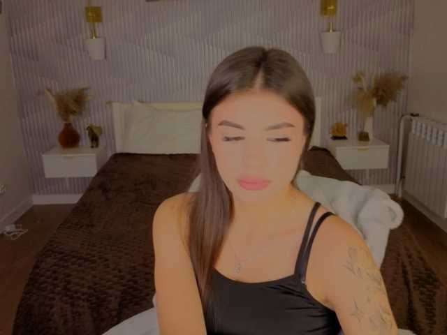 Alisha-Blakee live cam on BongaCams