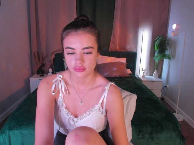 Alisha-Blakee live cam on BongaCams