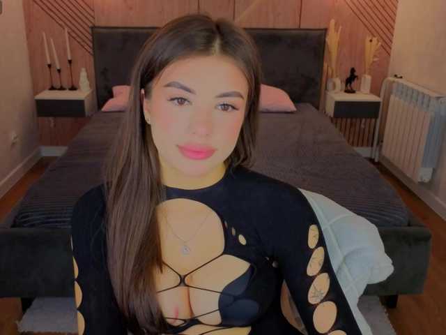 Alisha-Blakee live cam on BongaCams