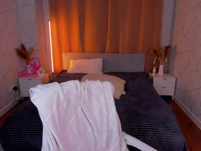 Alisha-Blakee live cam on BongaCams