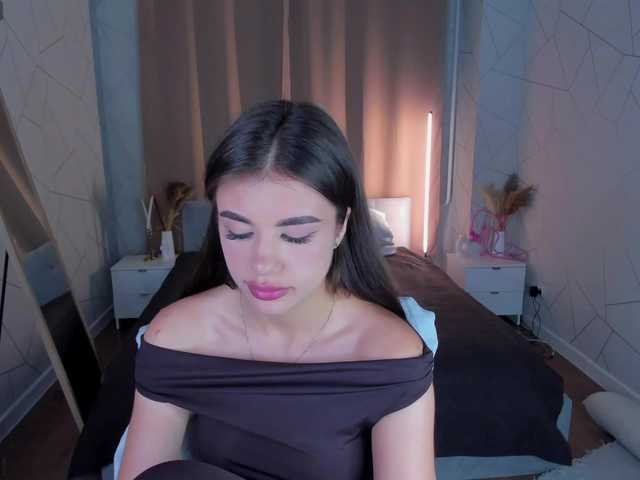 Alisha-Blakee live webcam show