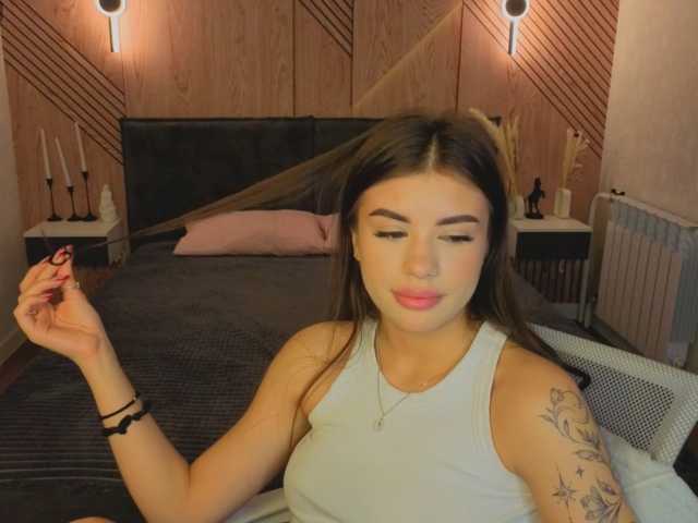 Alisha-Blakee live cam on BongaCams