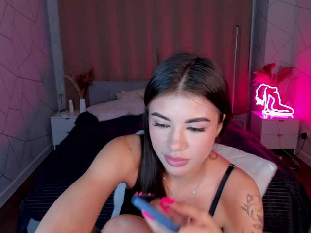Alisha-Blakee live cam on BongaCams