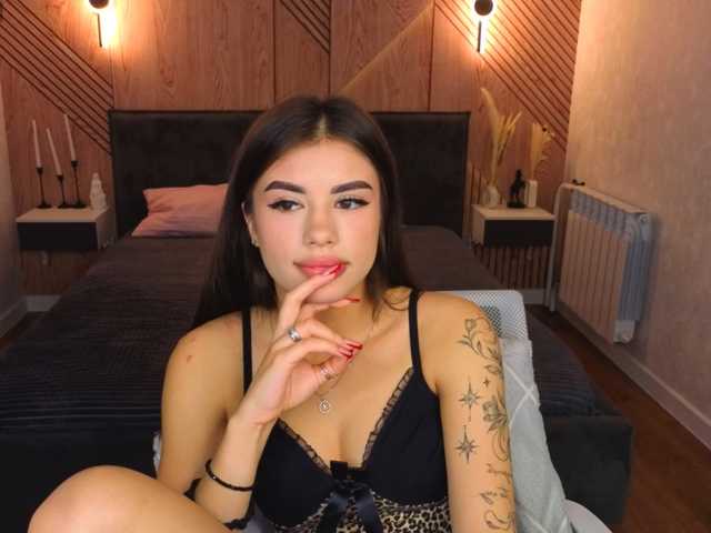 Alisha-Blakee live cam on BongaCams